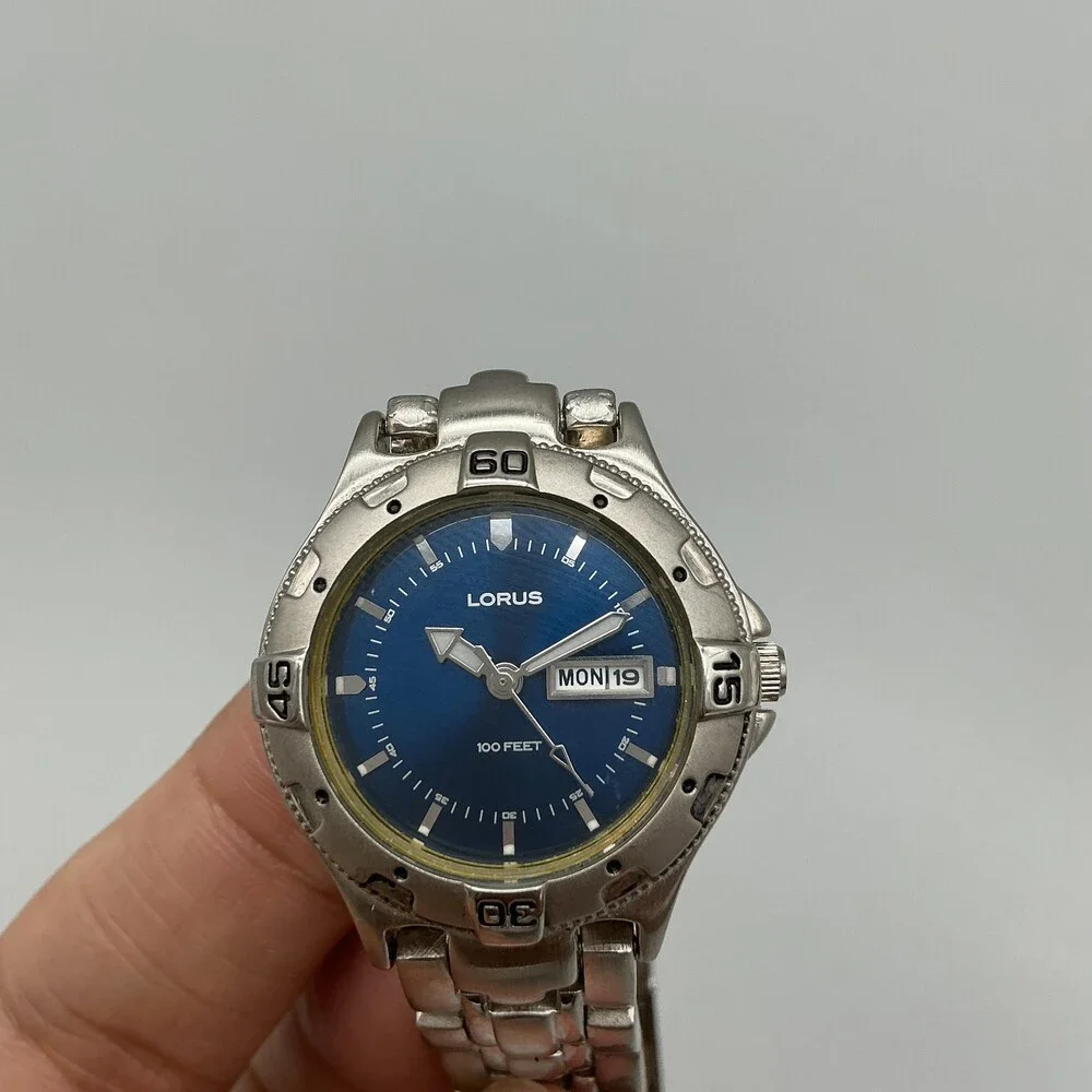 Lorus Womens Watch 28mm Blue Dial Day Date Stainless Steel New Battery 7